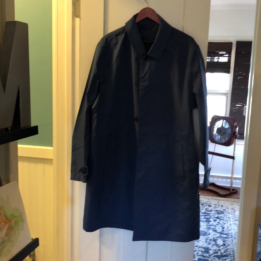 Alfani rain/trench coat never worn blue